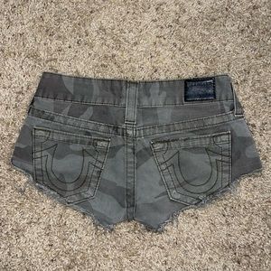 Camo True Religion shorts. Size 24.